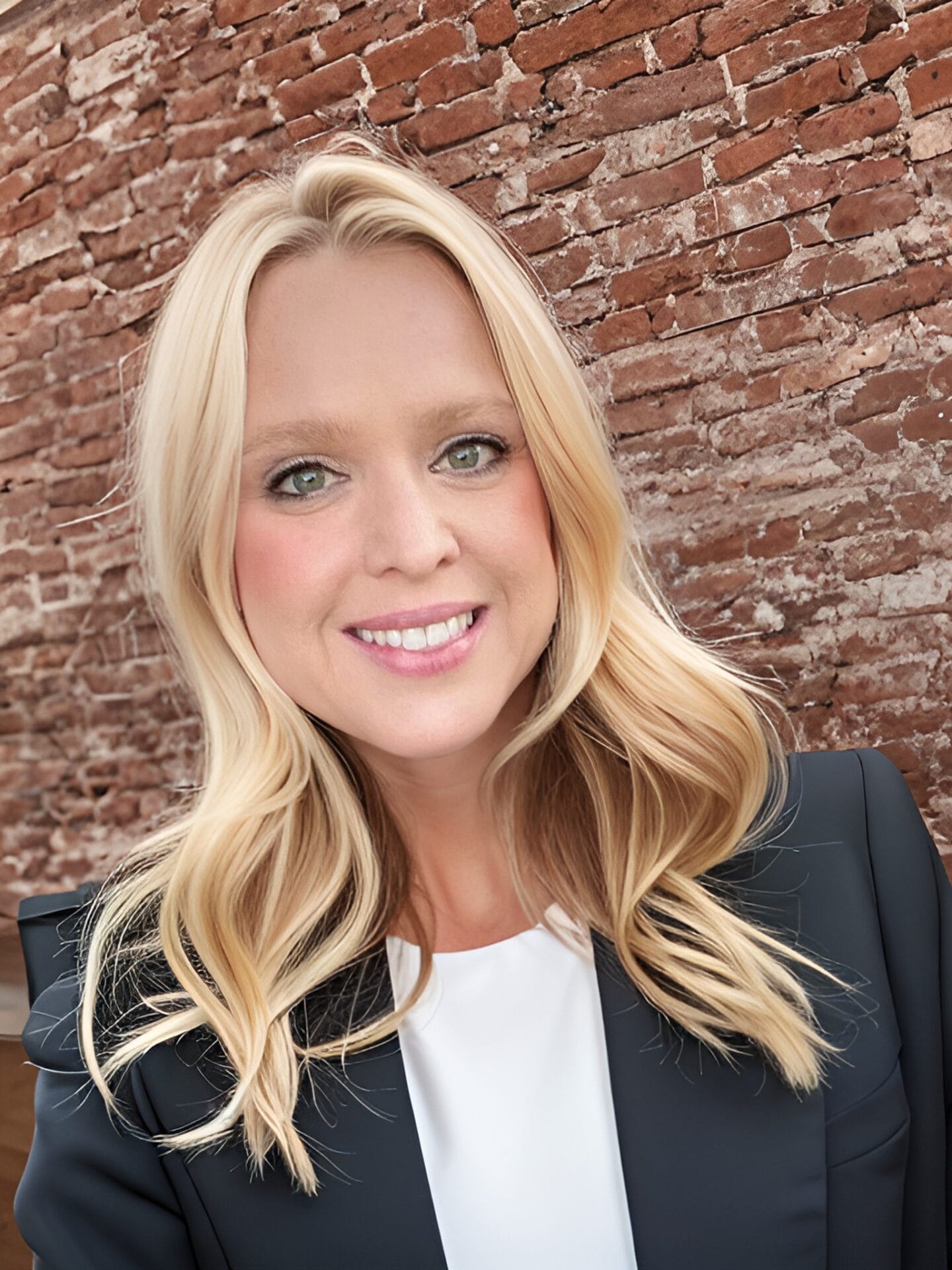 Leader Box Christine Tonkin